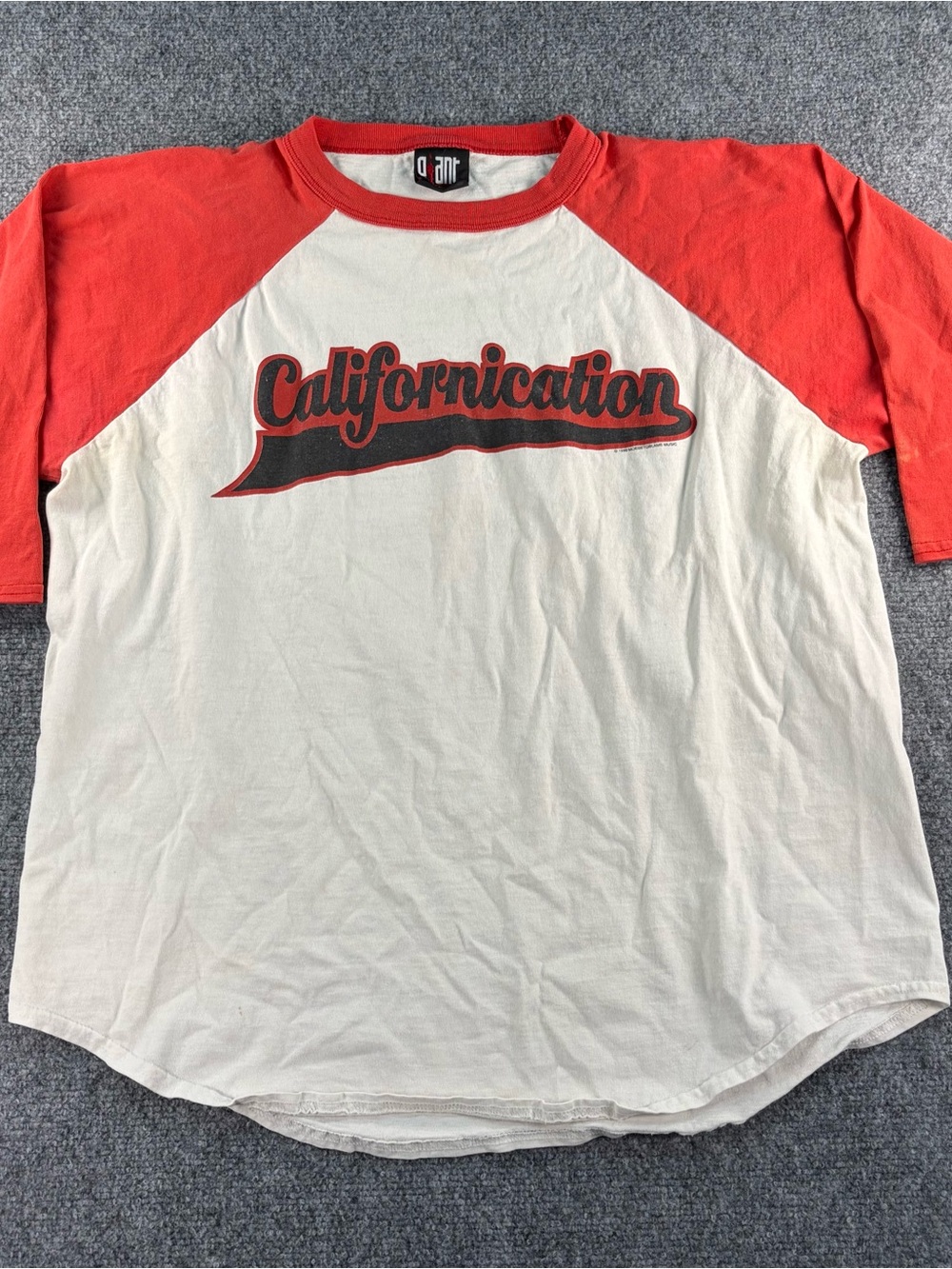 Vintage Giant Californication 1999 Baseball T-Shirt Red Hot Chilli Peppers XL